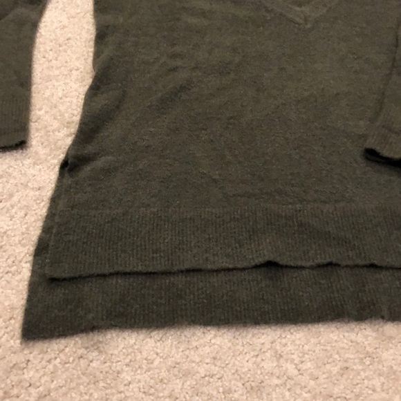 Sanctuary Teddy Bear V Neck Sweater - Picture 4 of 8